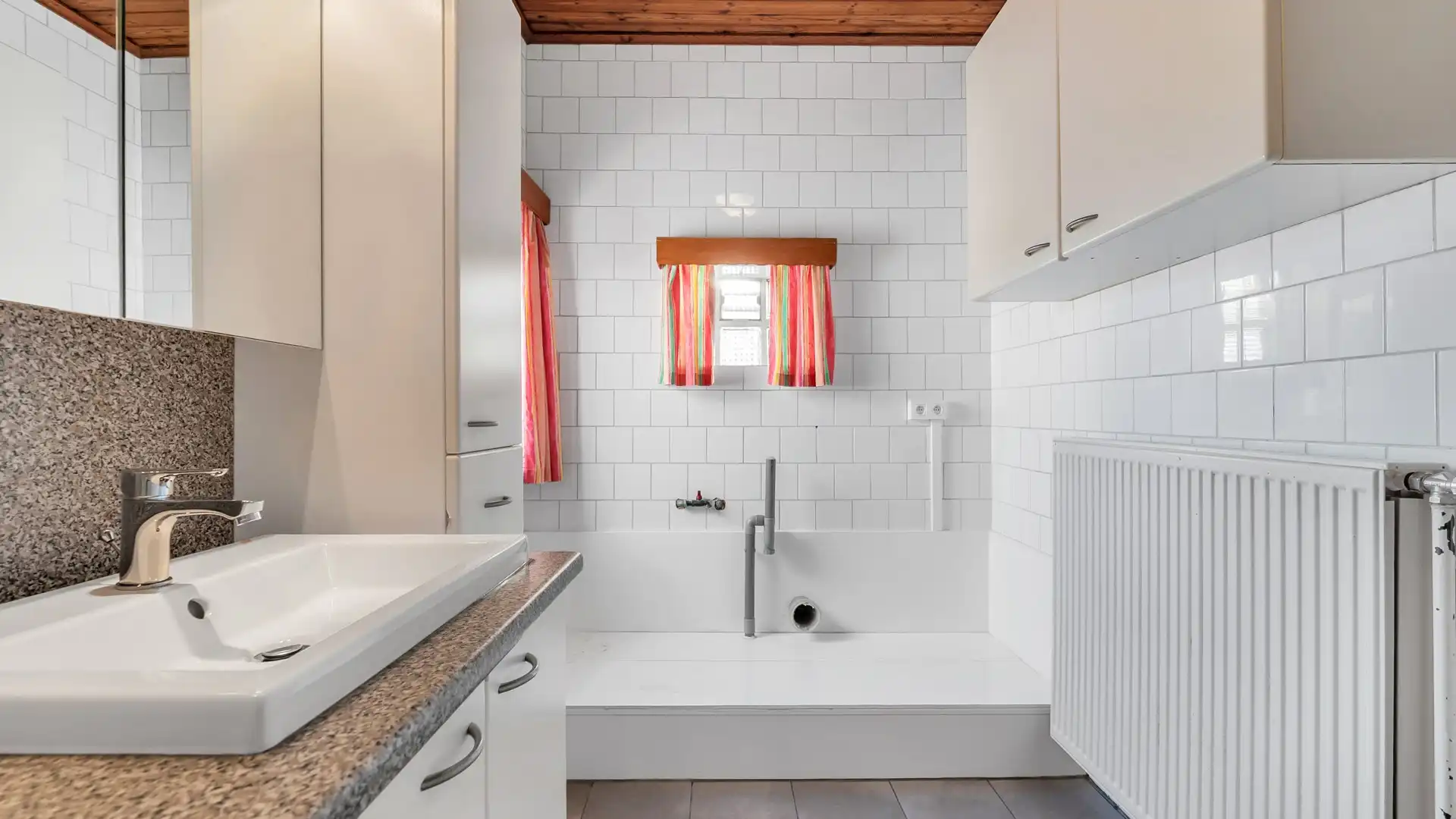 RUIME WONING MET KARAKTER EN TAL VAN MOGELIJKHEDEN, VLAKBIJ HET CENTRUM VAN LANAKEN EN MAASTRICHT foto 12