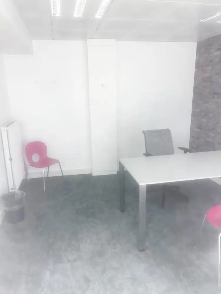 TE HUUR – KANTOORRUIMTE 195 m² | KEIZERSPLEIN AALST foto 9
