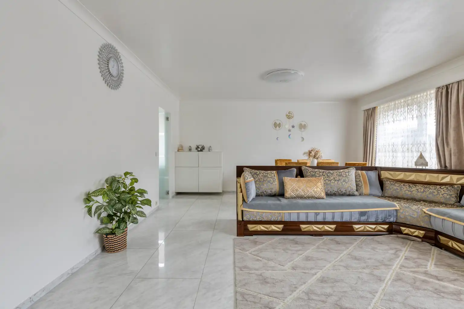  3-slaapkamerappartement met garage  foto 4