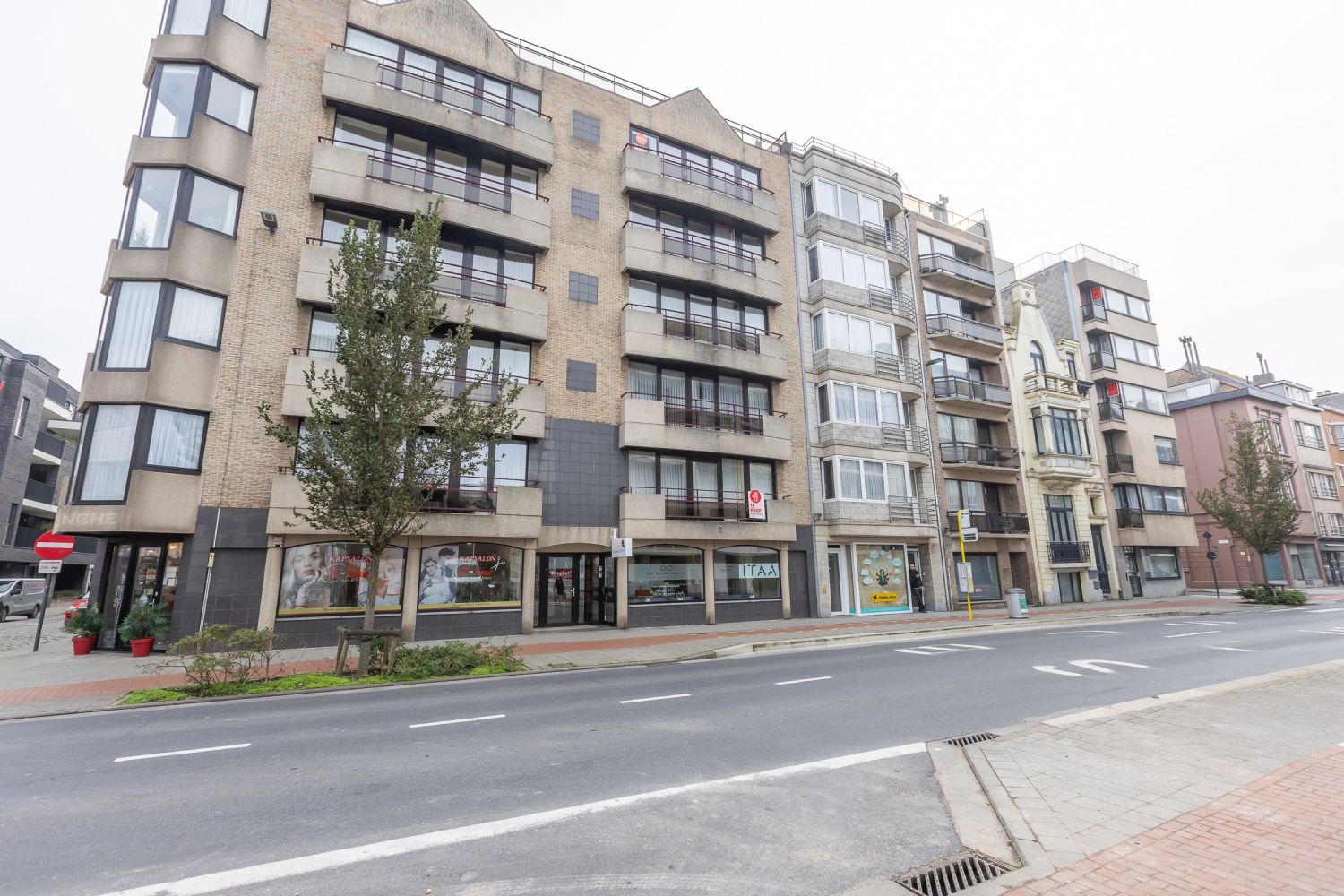 Dubbele overdekte parkeerplaats foto 4