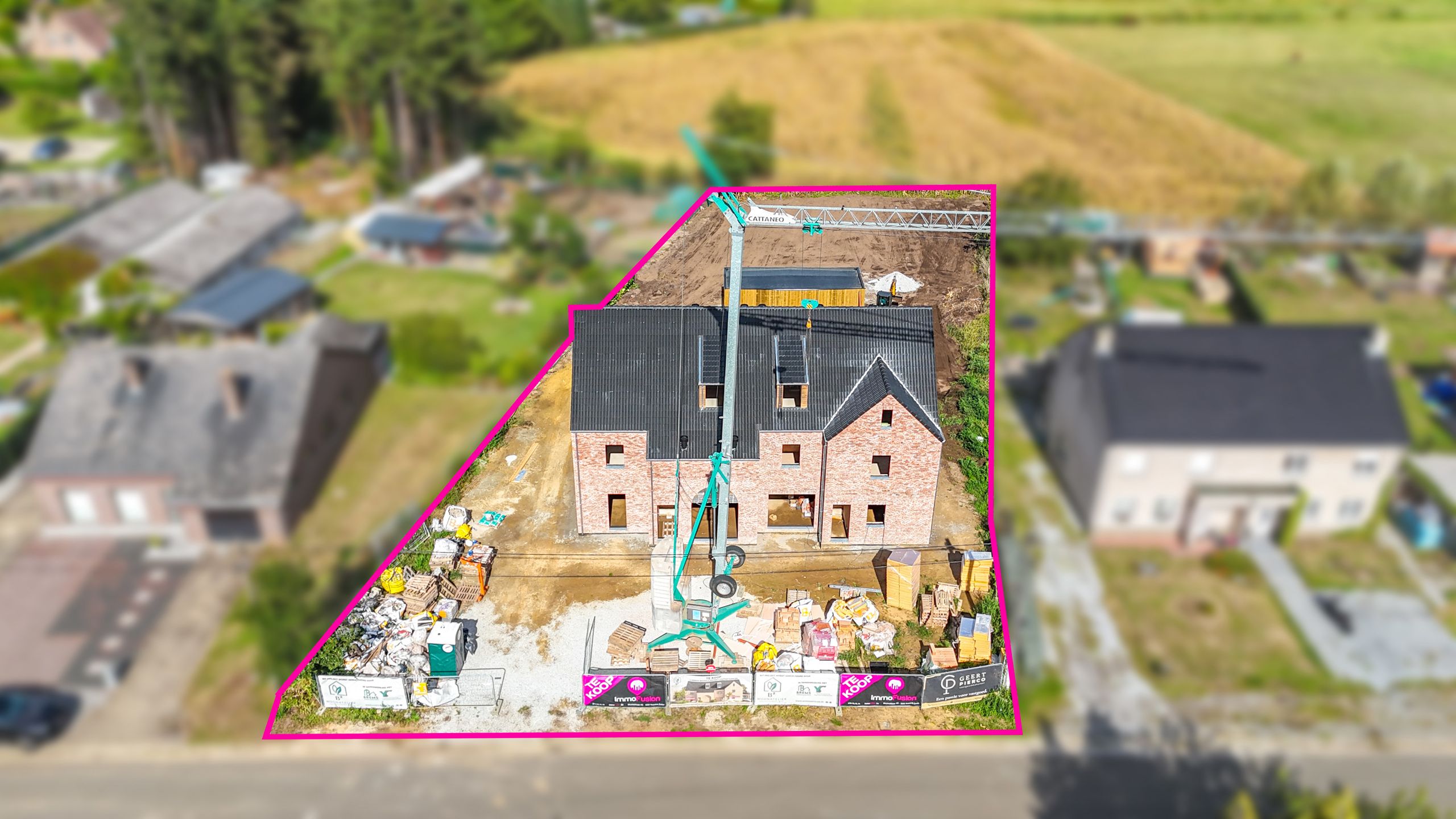 Zeer ruim (146m²!) duplex app.met 2-slpks,garage en terras! foto 14