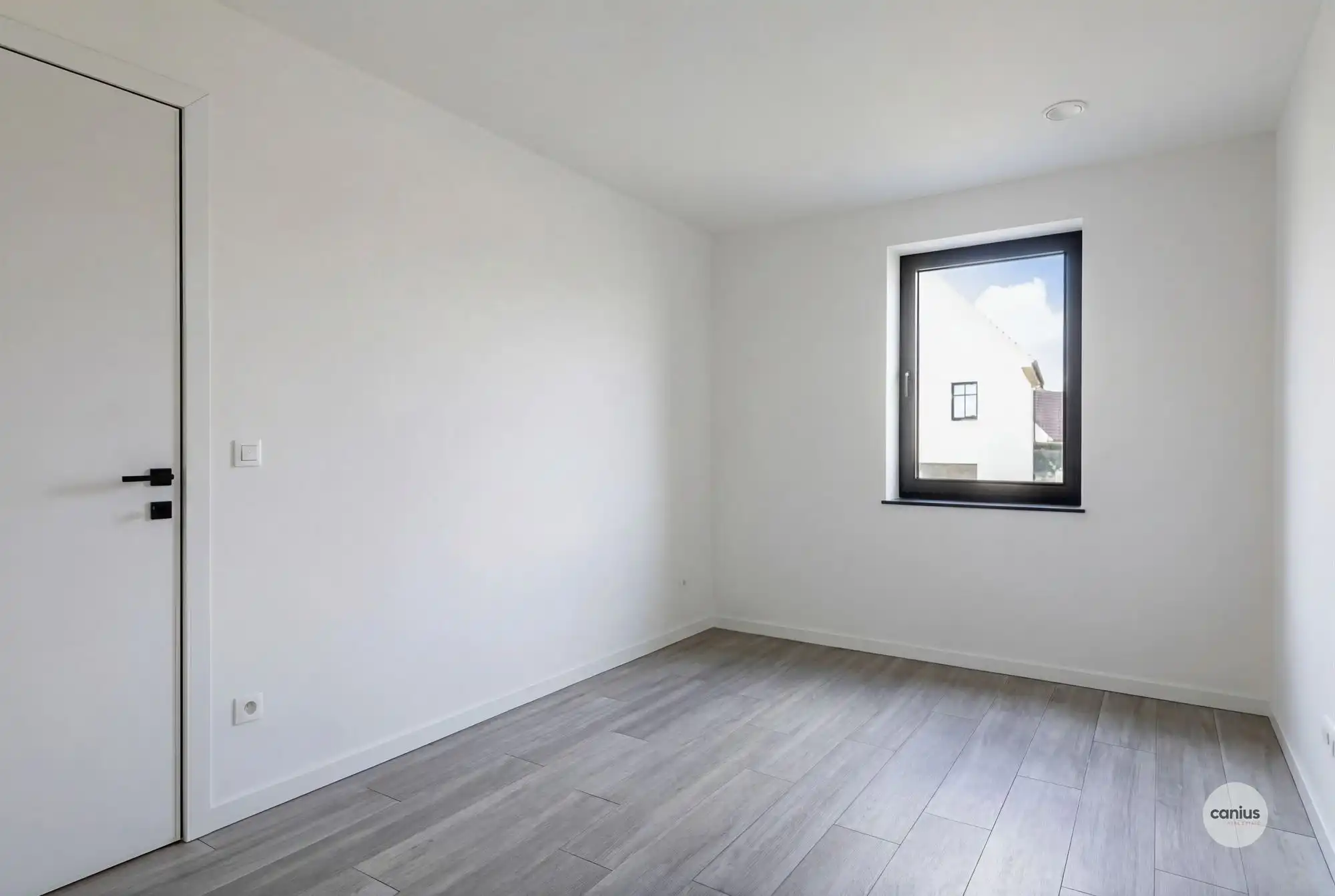 Moderne woning met 3 Slaapkamers in rustige buurt foto 8