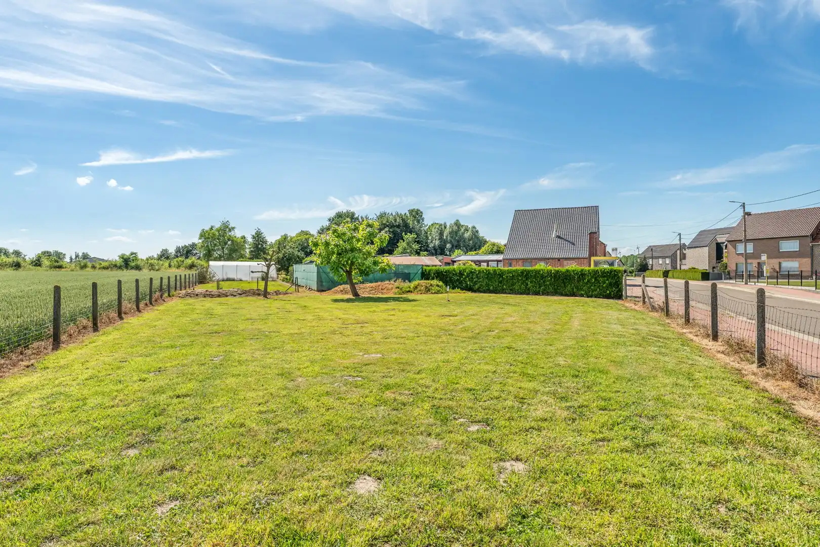 Charmante gezinswoning met prachtige tuin op een perceel van ca. 3.348 m² foto 28