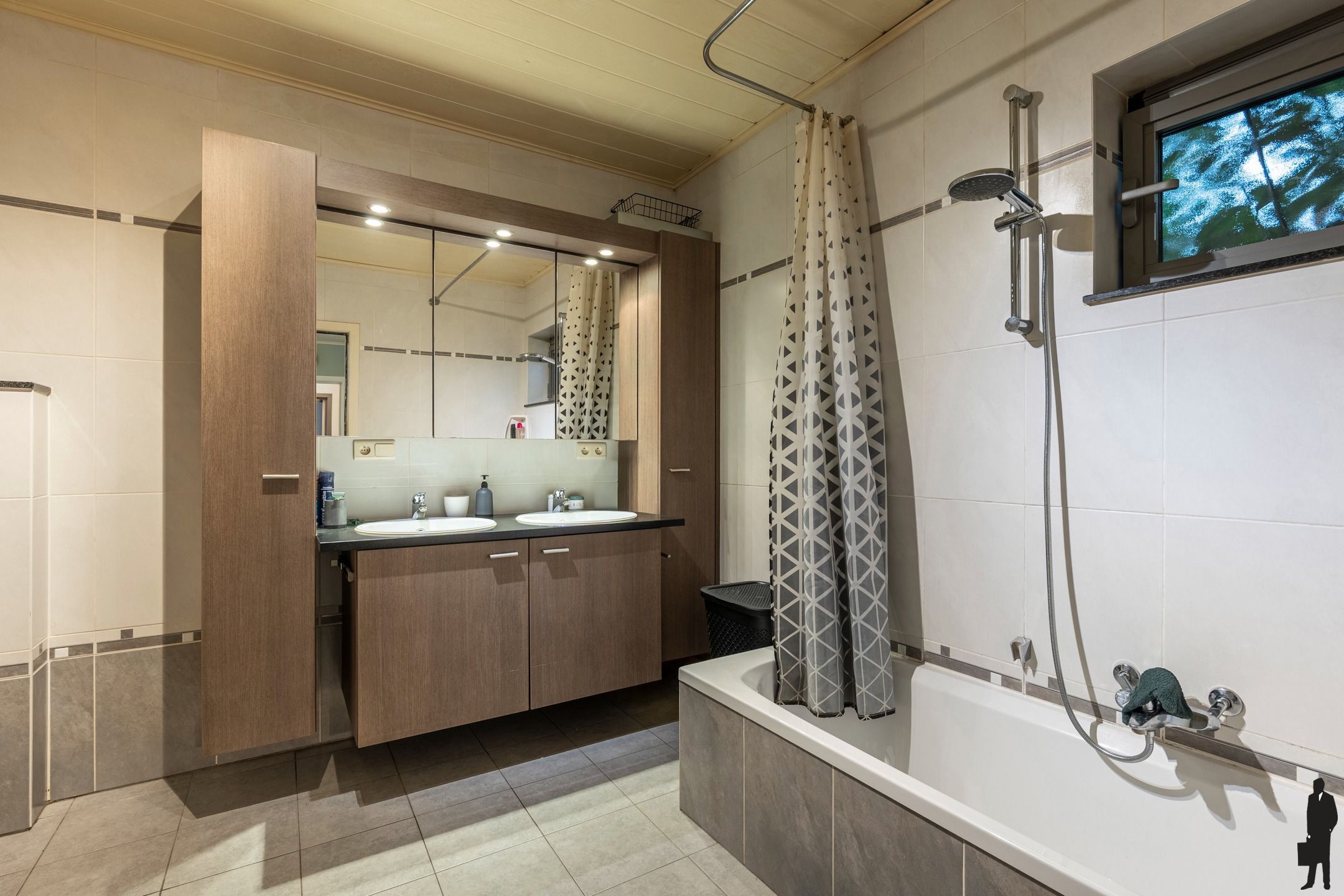 Unieke kans: volledig verhuurd opbrengsteneigendom te Malle foto 9