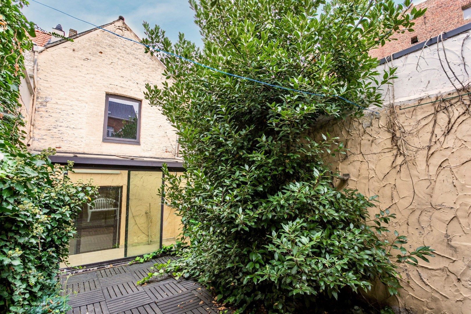 Handelspand met woonst te Halle-centrum foto 10