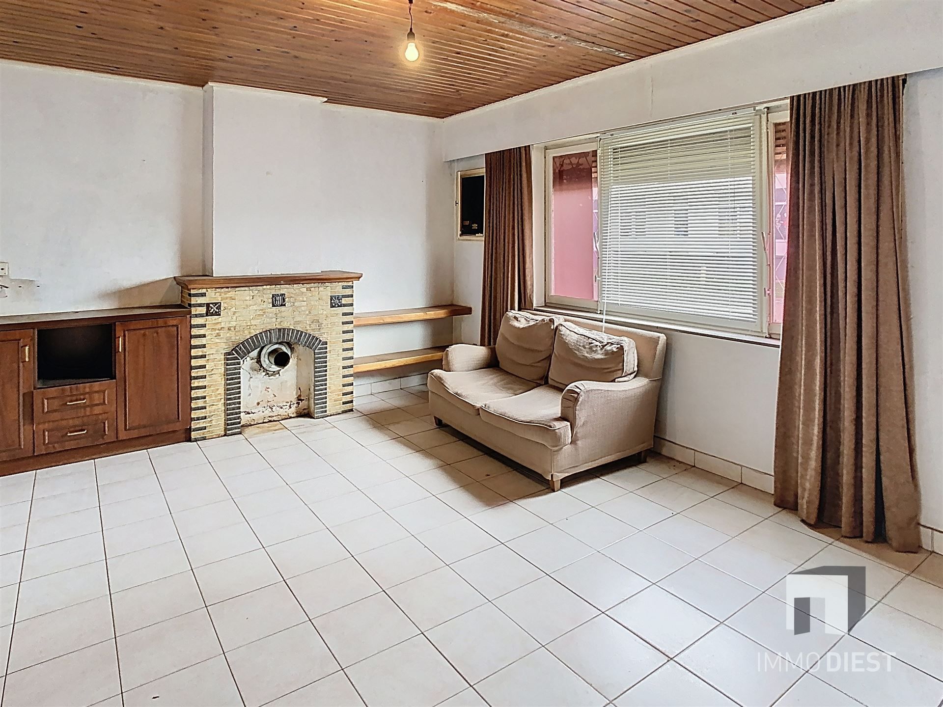 2 te renoveren woningen foto 8
