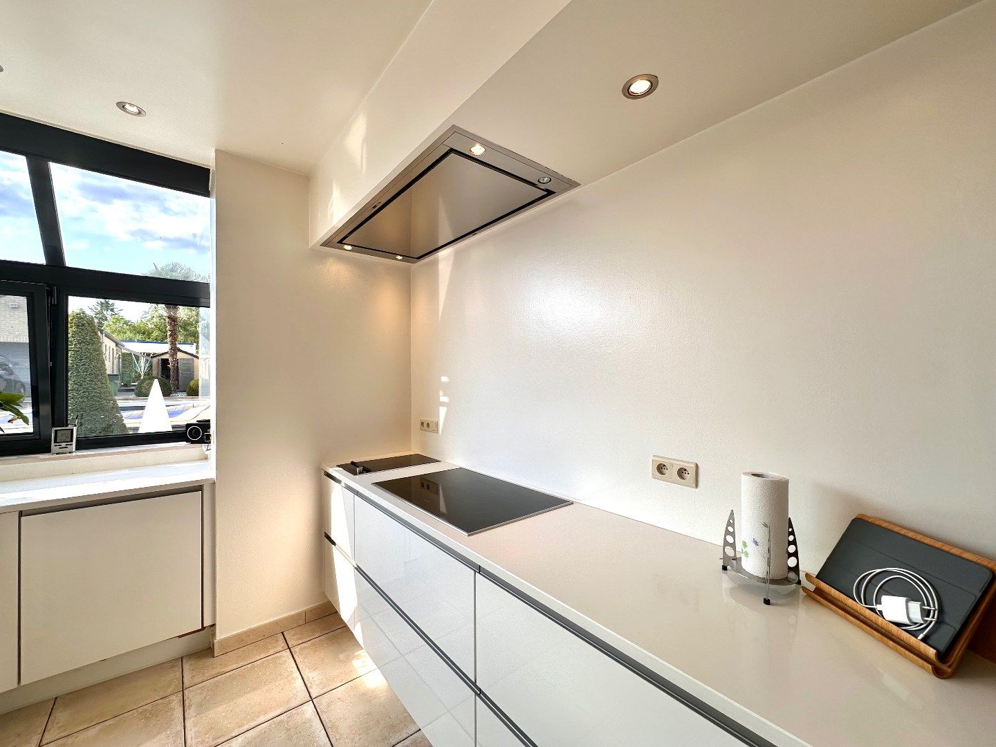 Zeer ruime, moderne gezinswoning op toplocatie in Tongeren foto 13