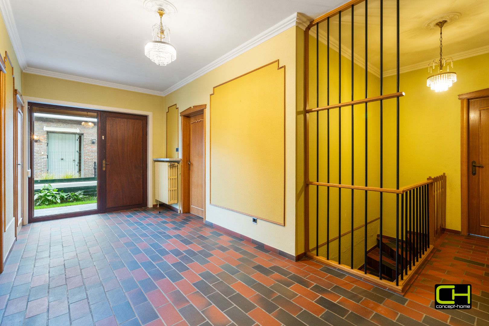 Goed onderhouden bungalow met 3 slaapkamers en bureau foto 8