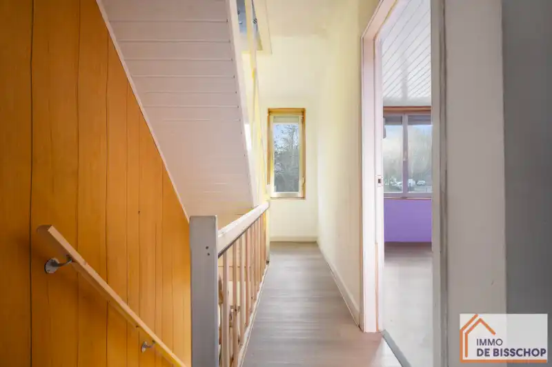 Gezellige woning met 2 slaapkamers, tuin en 2 autostaanplaatsen foto 15