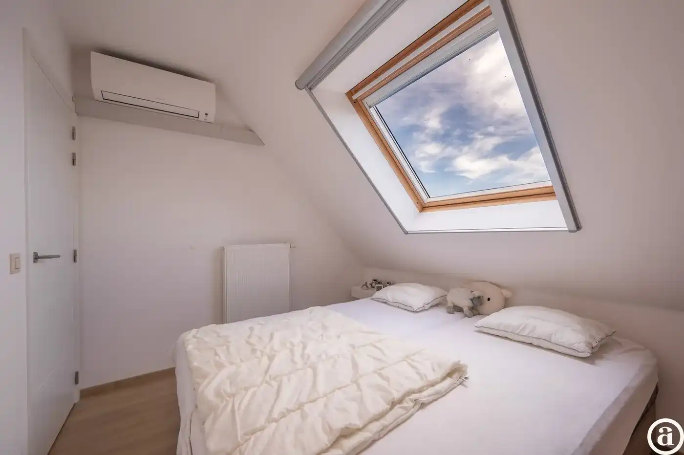 Zonnig duplex-appartement met 3 slaapkamers en garagebox.    foto 15