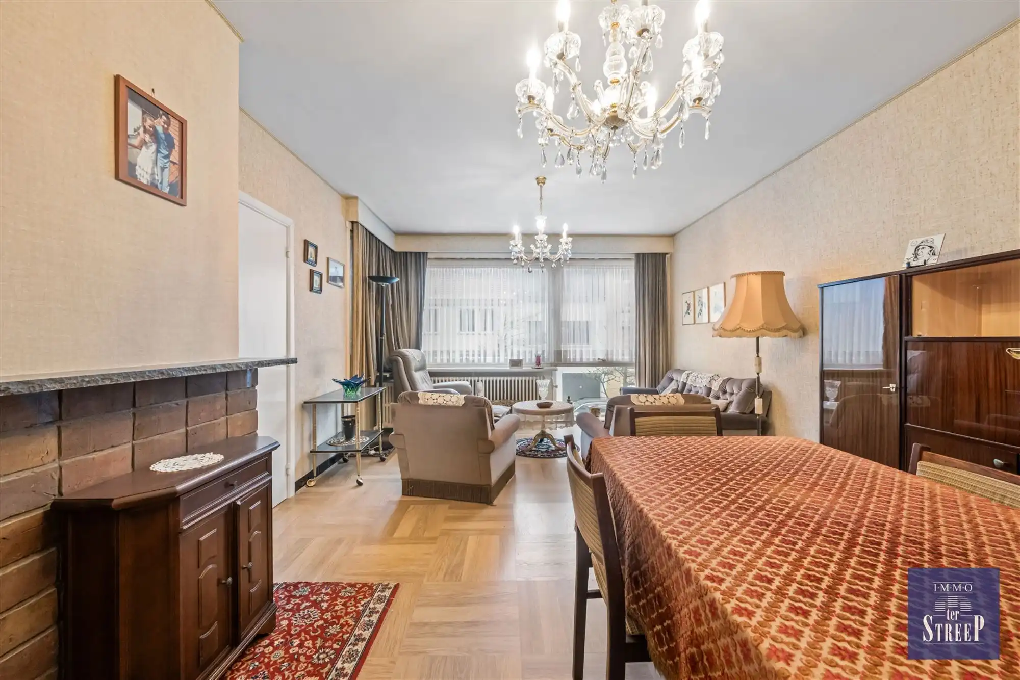 Appartement met 2 slaapkamers en parking in de residentie foto 2