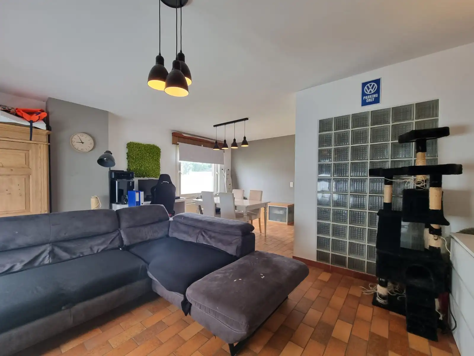 Gelijkvloers 2-slaapkamer app met tuin, staanplaats & garage foto 3