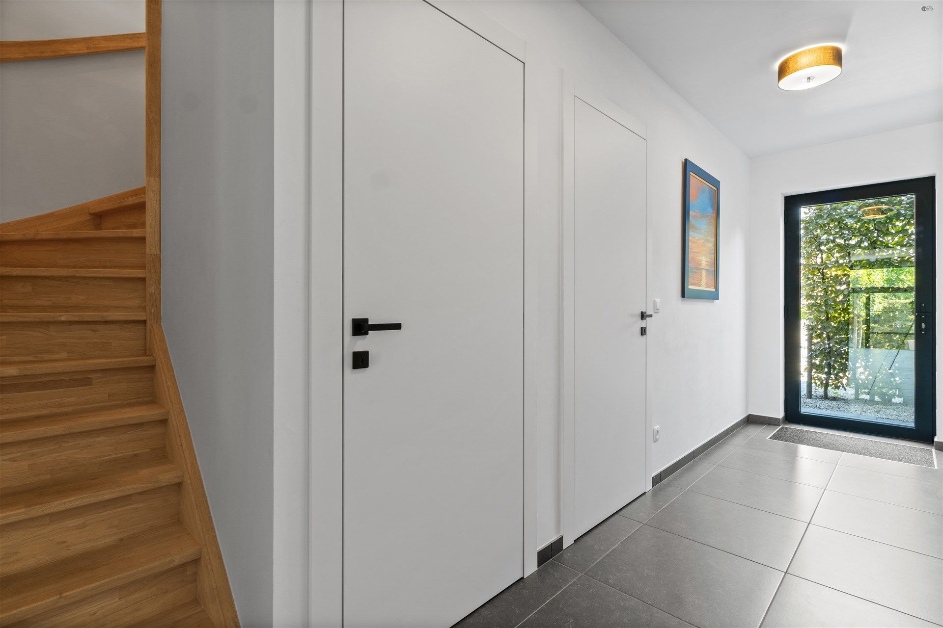 Top afgewerkte woning met 5 slaapkamers en 2 badkamers foto 16