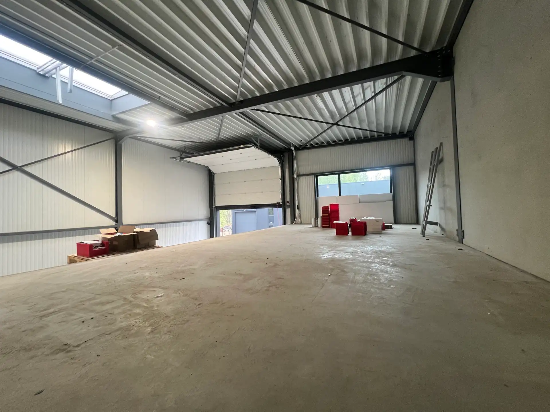 Recente kmo-unit (220m²) met buitenterrein foto 12