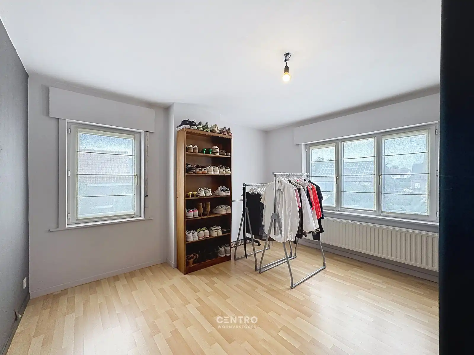 INSTAPKLARE woning met 4 slpks en ZUIDger. tuin! foto 13
