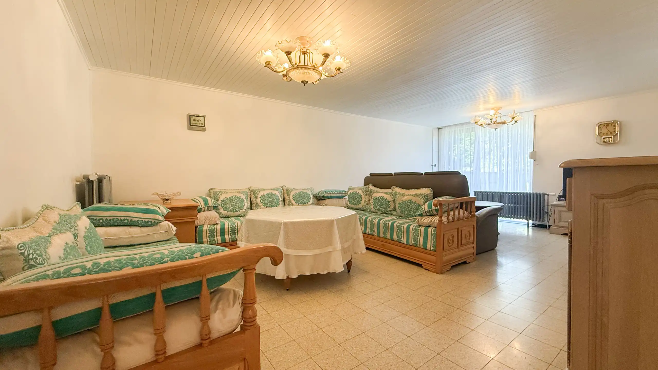 Instapklare woning met 3 slaapkamers en inpandige garage! foto 3