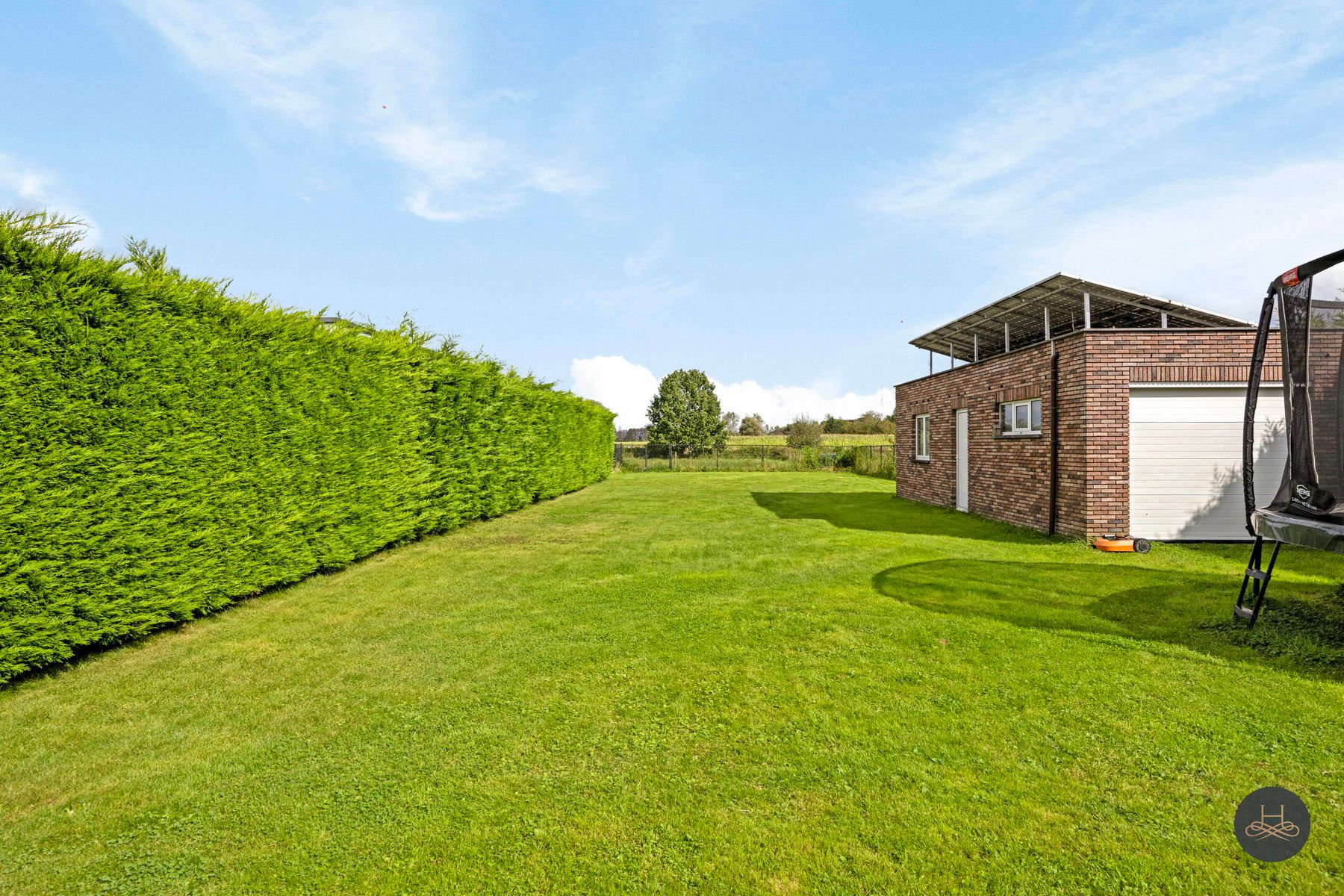 Instapklare hoeve met schitterende tuin foto 25