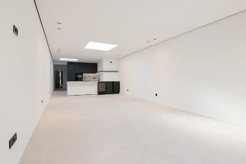 Geslaagde totaalrenovatie met 4 slaapkamers, 2 badkamers, zonnig terras, omheinde tuin en toegang achteraan foto 10