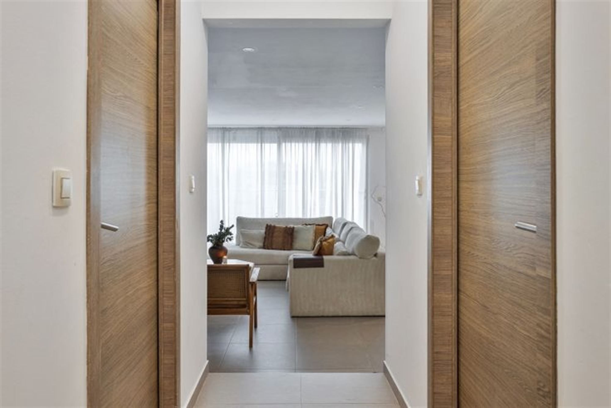 Instapklaar appartement met 2 slaapkamers en groot terras.  foto 4