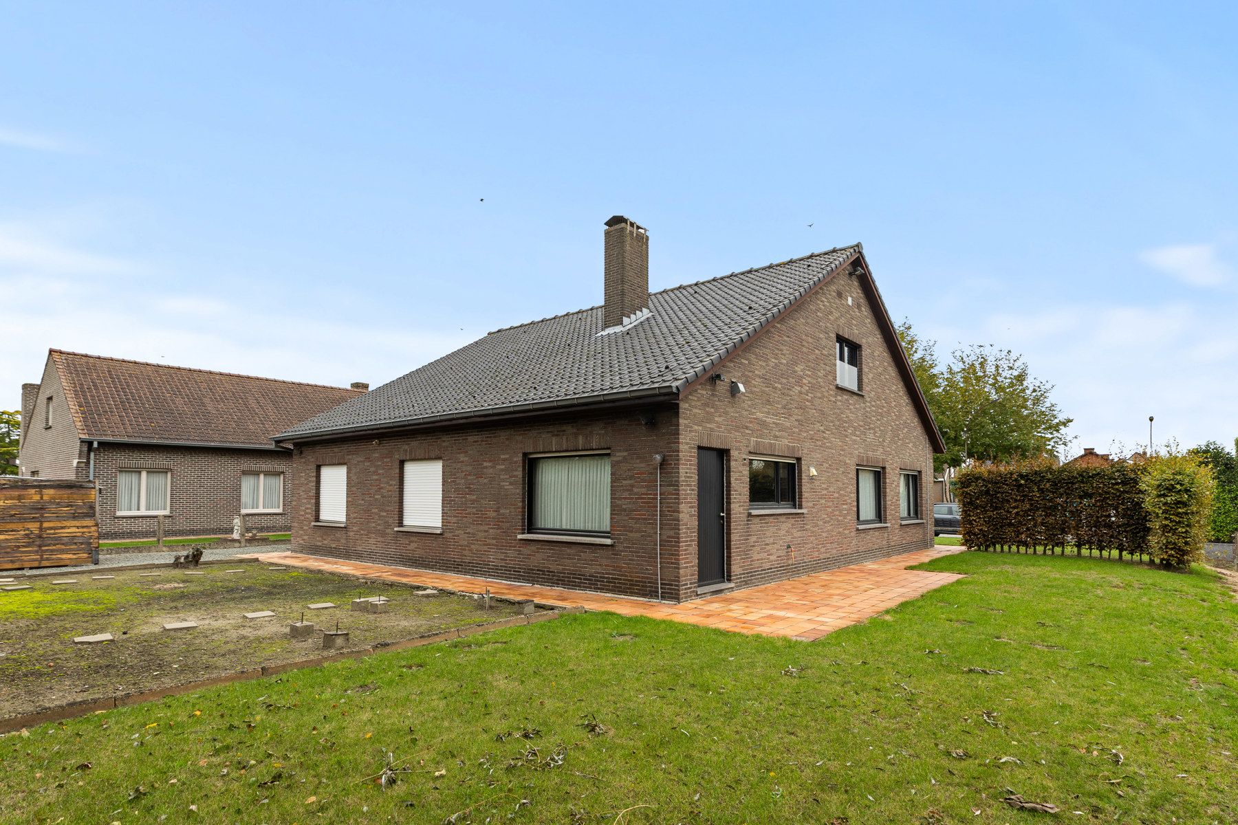 Te renoveren woning in een residentiële wijk foto 20