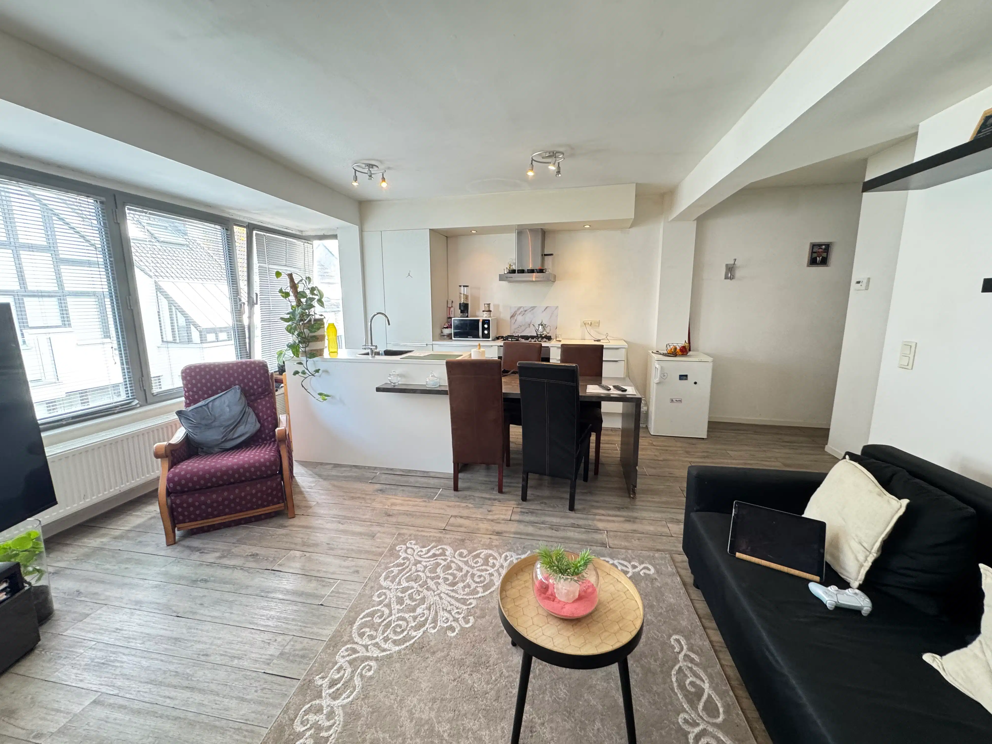 Opbrengsteigendom / appartement op centrale locatie foto 4