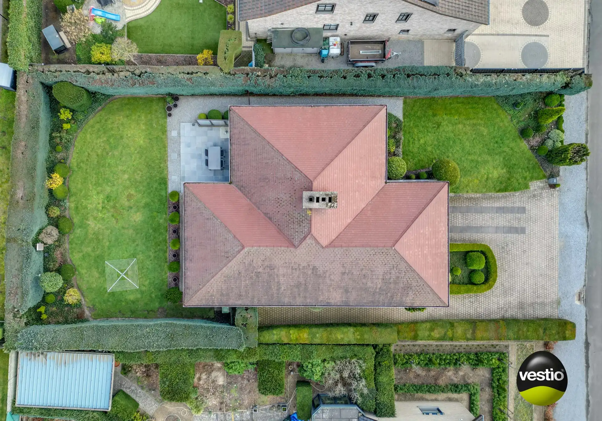 RUSTIG GELEGEN, GELIJKVLOERSE WONING VLAKBIJ CENTRUM OPGLABBEEK foto 4