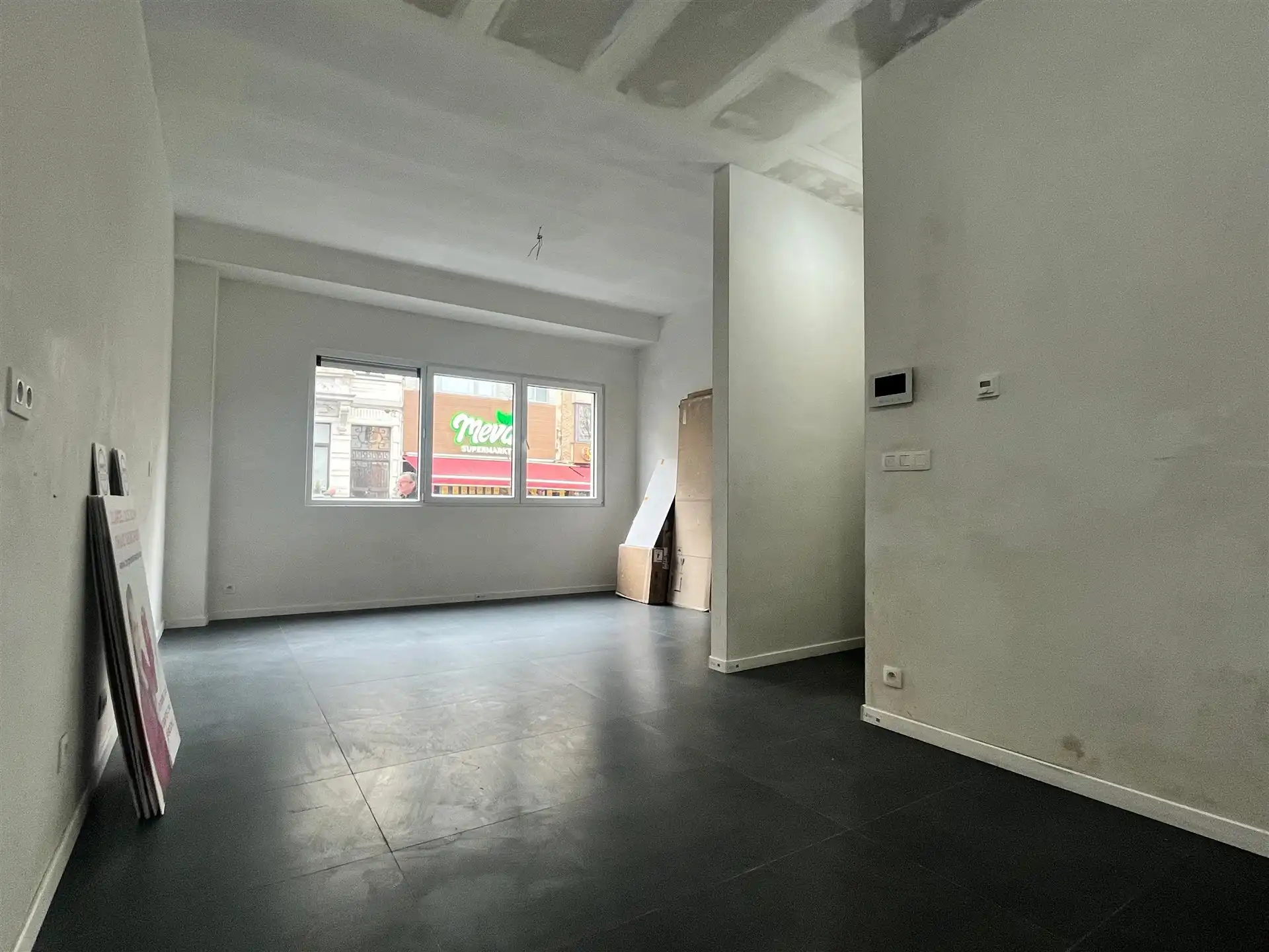 Appartement met ruime slaapkamer! foto 3