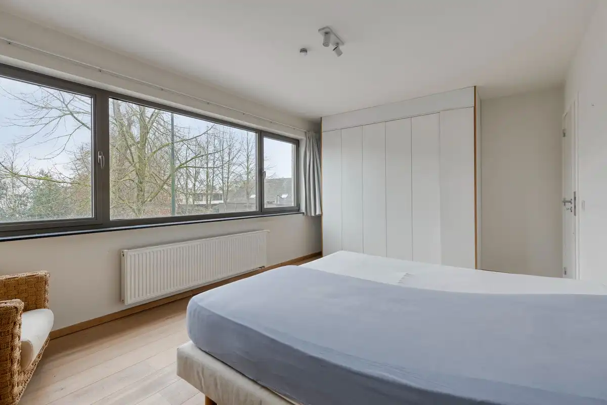 Groot zonnig duplex dakappartement met drie terrassen, twee slaapkamers, twee badkamers en parking. foto 18