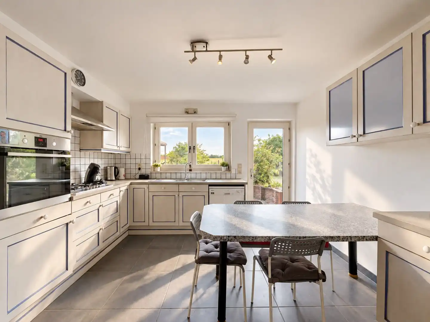 Rustig gelegen woning te Bierbeek! foto 9