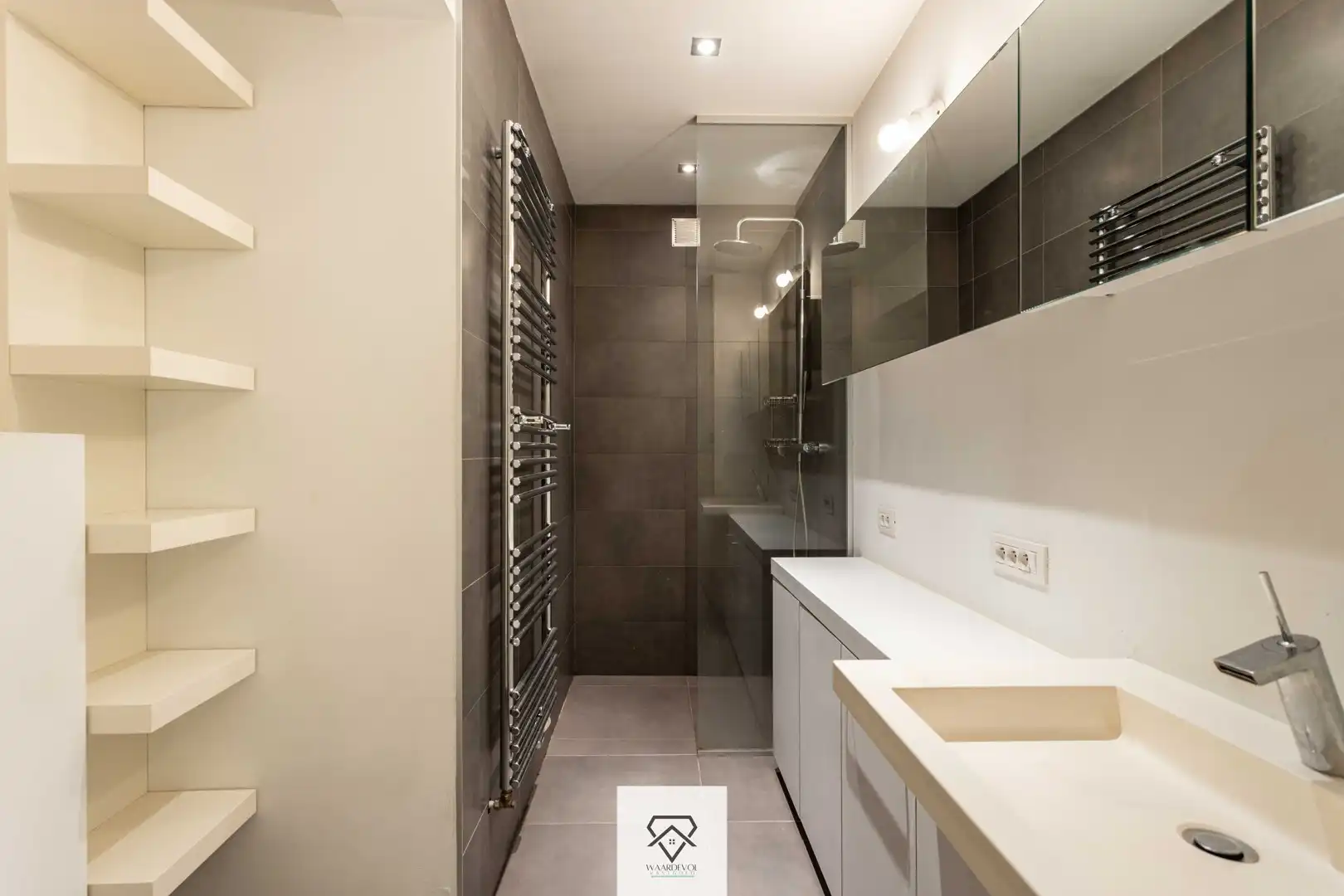 Verzorgd gelijkvloers appartement op topligging in Gent foto 17