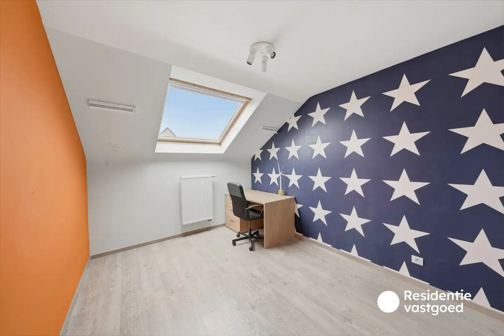 Recente en instapklare woning met 3 slaapkamers, garage en tuin te Zandvoorde! foto 16