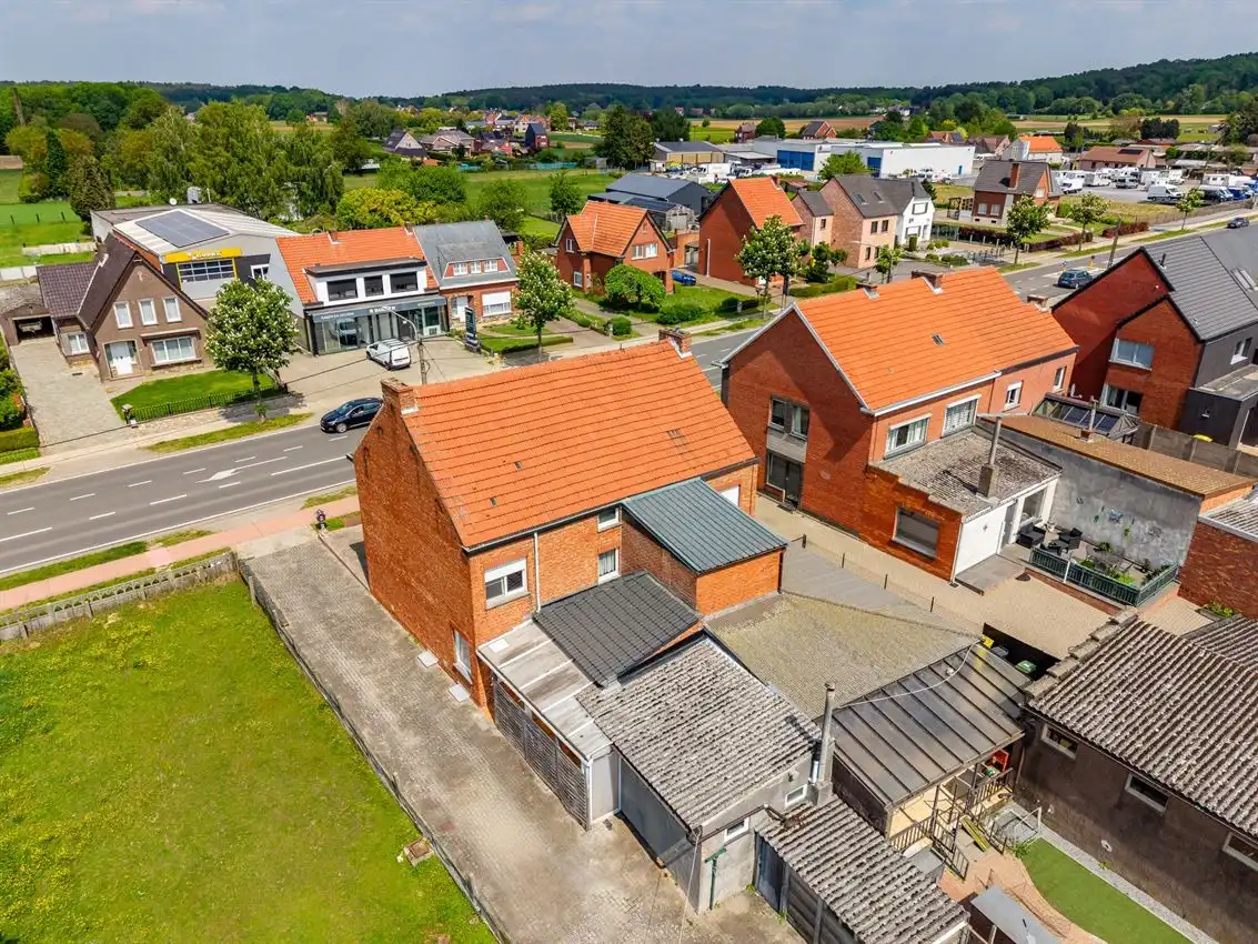 Opgefriiste woning 3slk op goed bereikbare ligging en zuidtuin foto 20