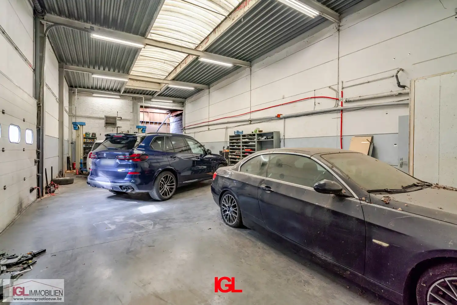 Handelspand met 2 handelsruimtes en 1 appartement te koop op AAA locatie foto 23