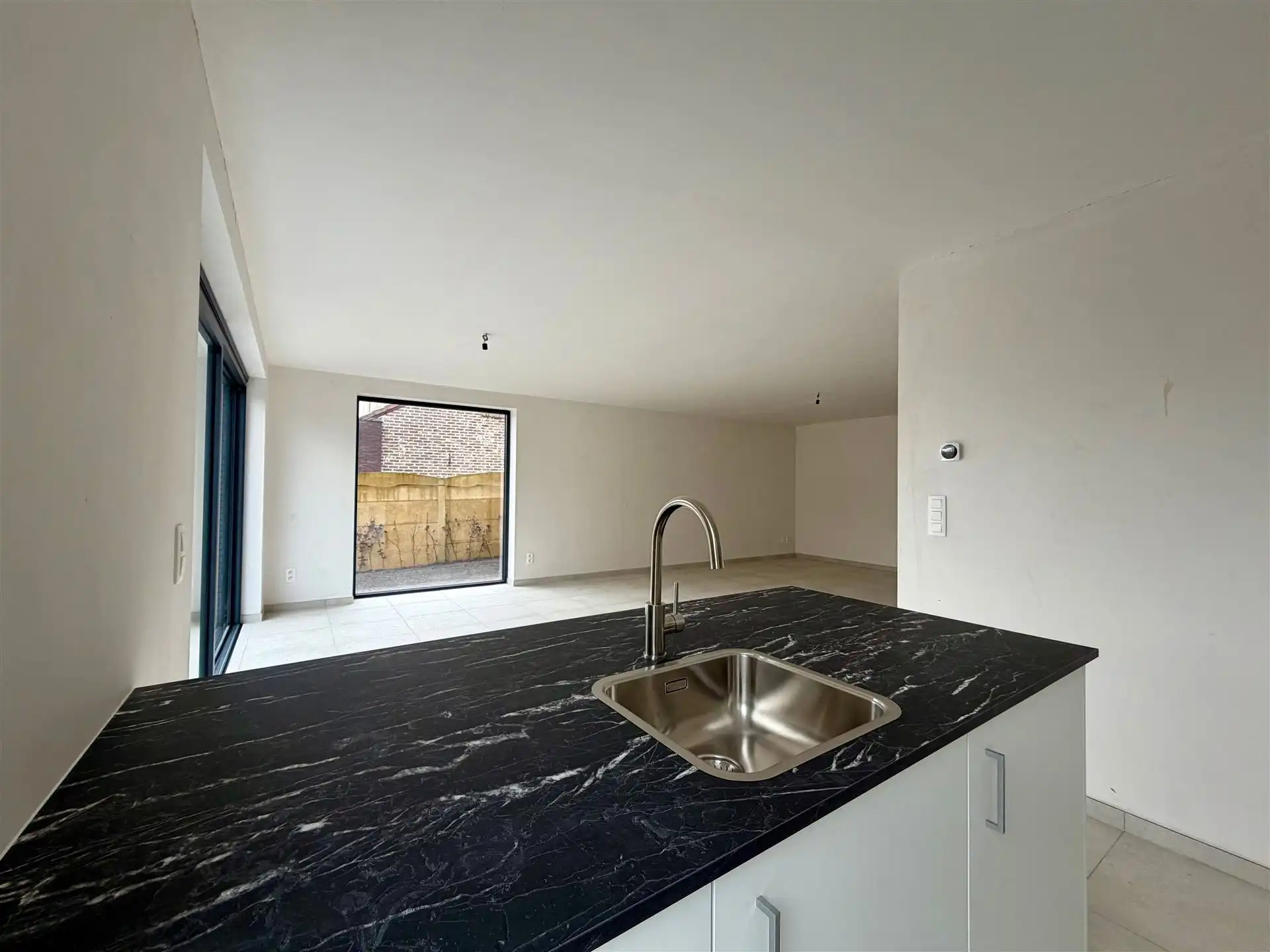 Nieuwbouwwoning - instapklaar, energiezuinig, prachtige ligging en 3 slaapkamers  foto 6