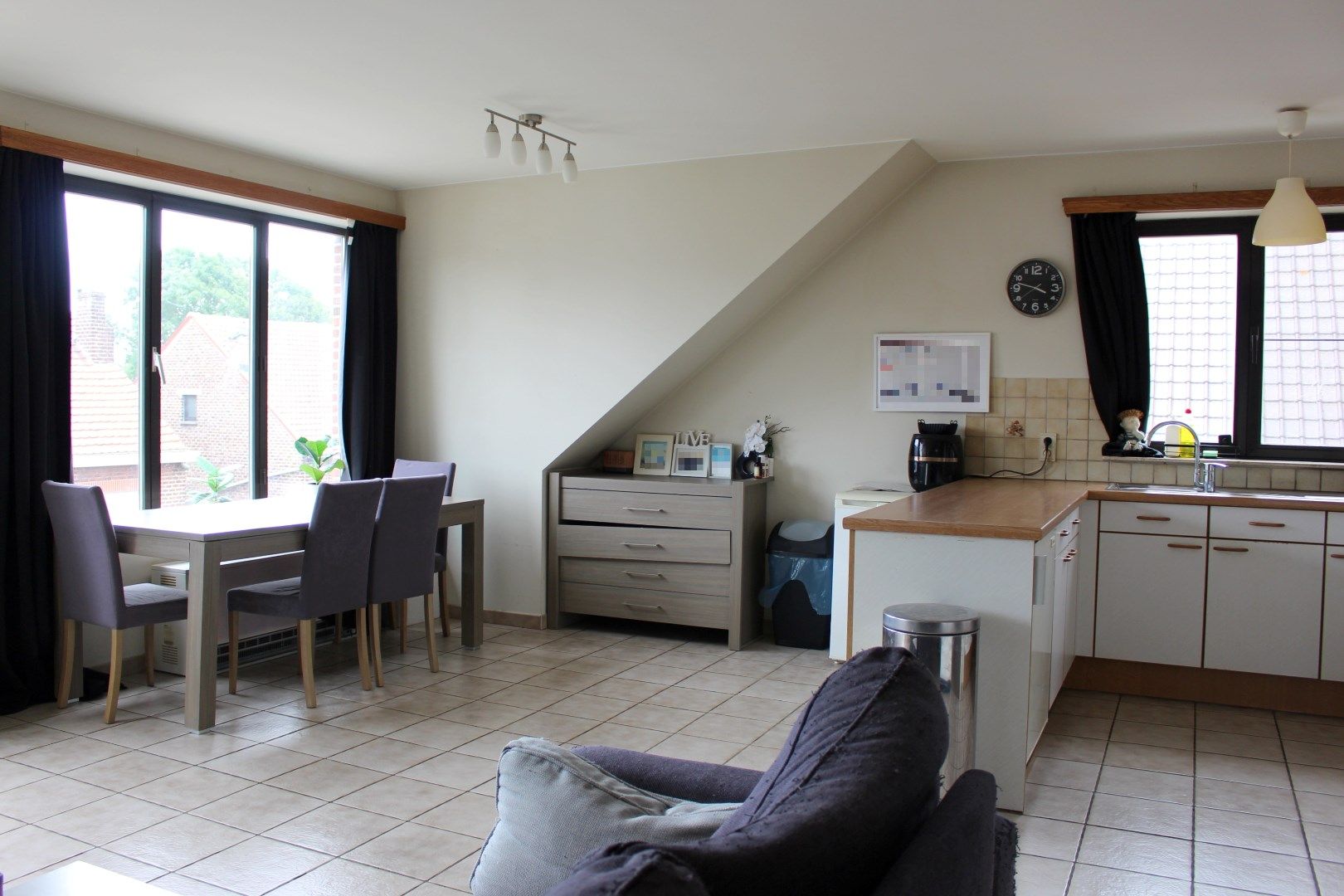Appartement op de 2de verdieping met 1slaapkamer en garage. foto 4