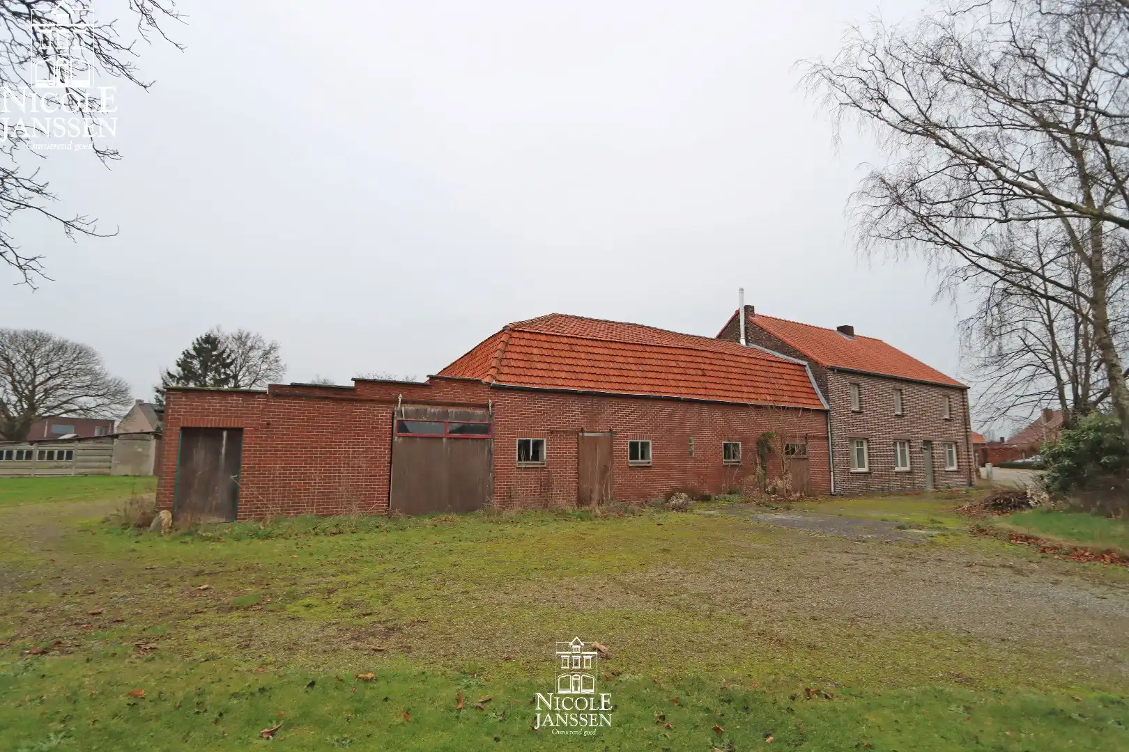 Op te knappen hoevewoning op een mooi perceel met verkavelingsmogelijkheden foto 10