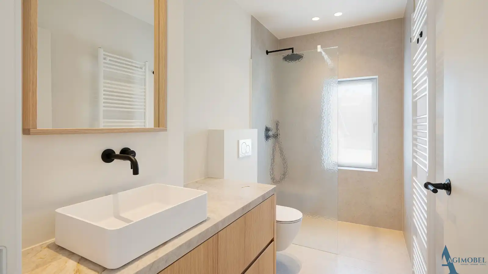 Schitterende luxe-koppelvilla met 5 slaapkamers in het rustige Duinbergen. foto 19