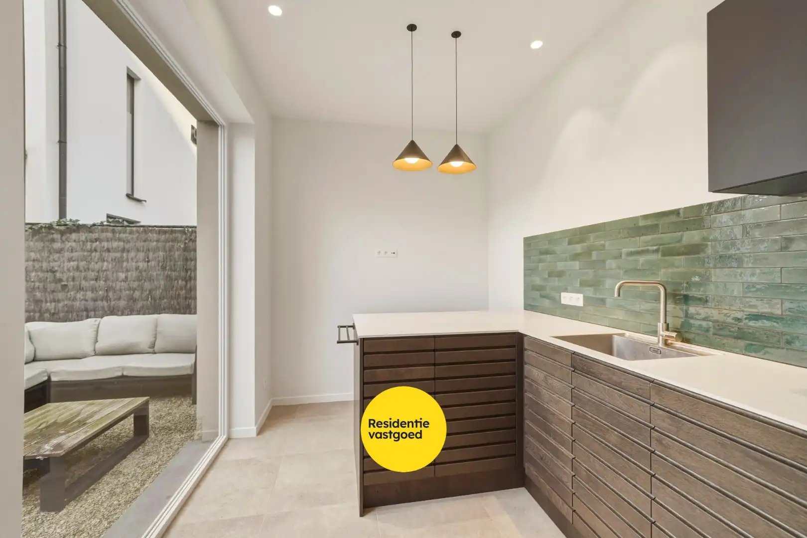 Instapklare, energiezuinige woning met 4 slpk in Mariakerke foto 6