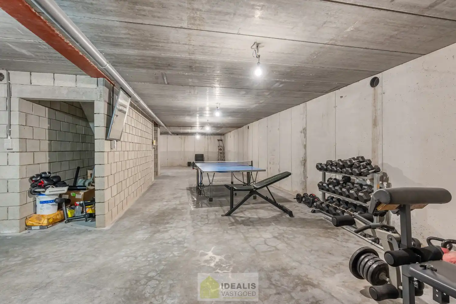 EEN BIJZONDER RIANTE WONING VAN MAAR LIEFST 302M² WOONOPPERVLAKTE OP EEN KNAP PERCEEL VAN 5A 90CA. foto 38