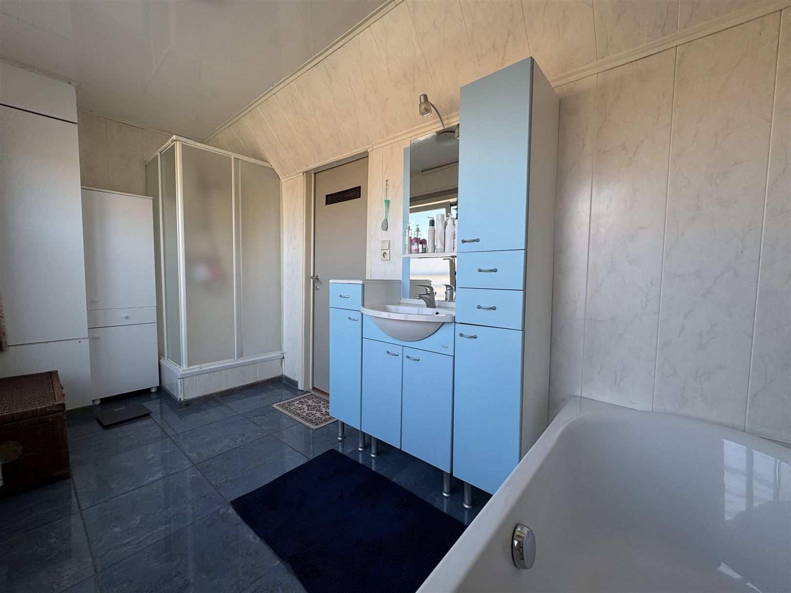 Te koop: Handelspand met Duplex Appartement – Ideale Investe foto 7