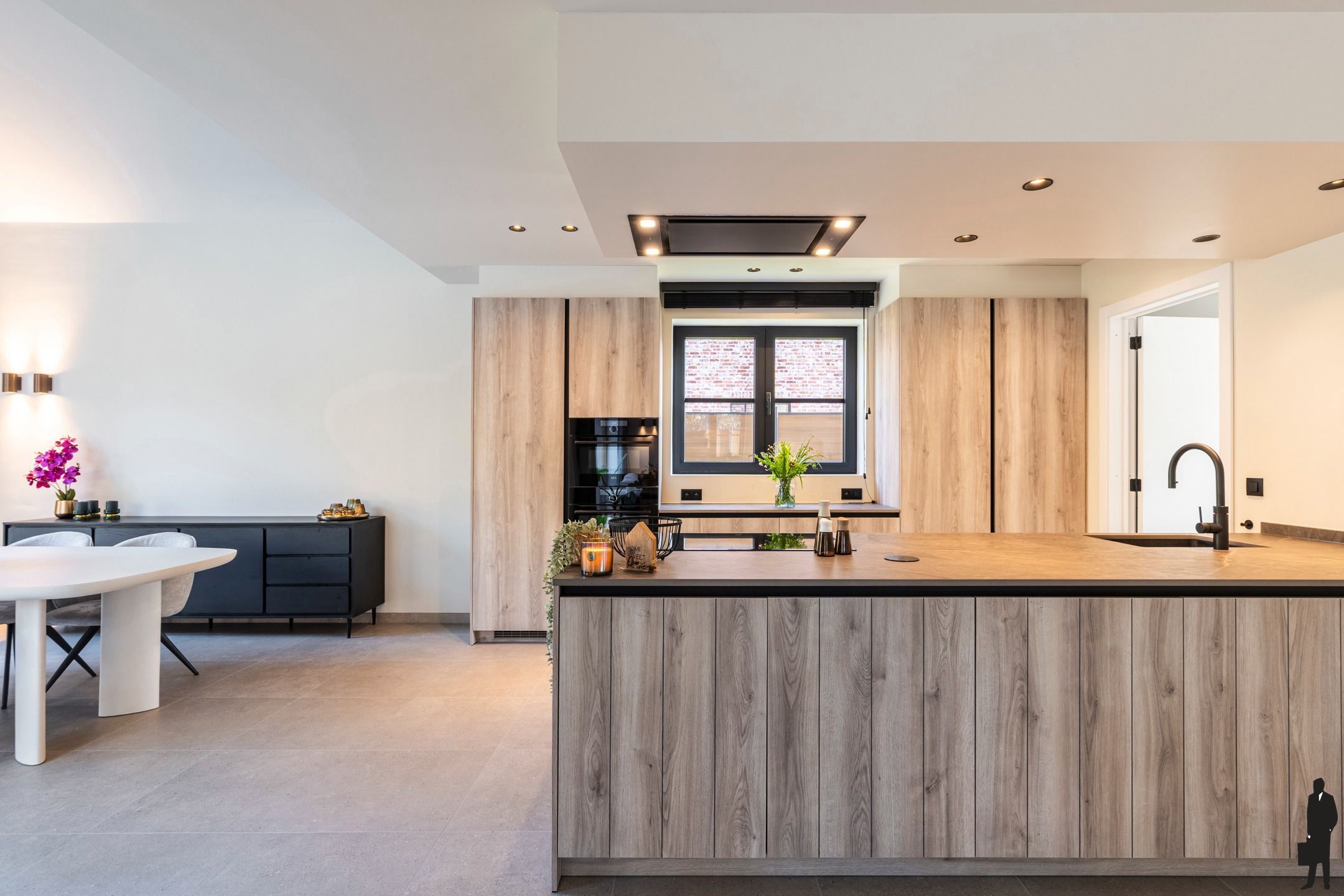 Hoogwaardig afgewerkte nieuwbouwvilla nabij natuur te Mol foto 12