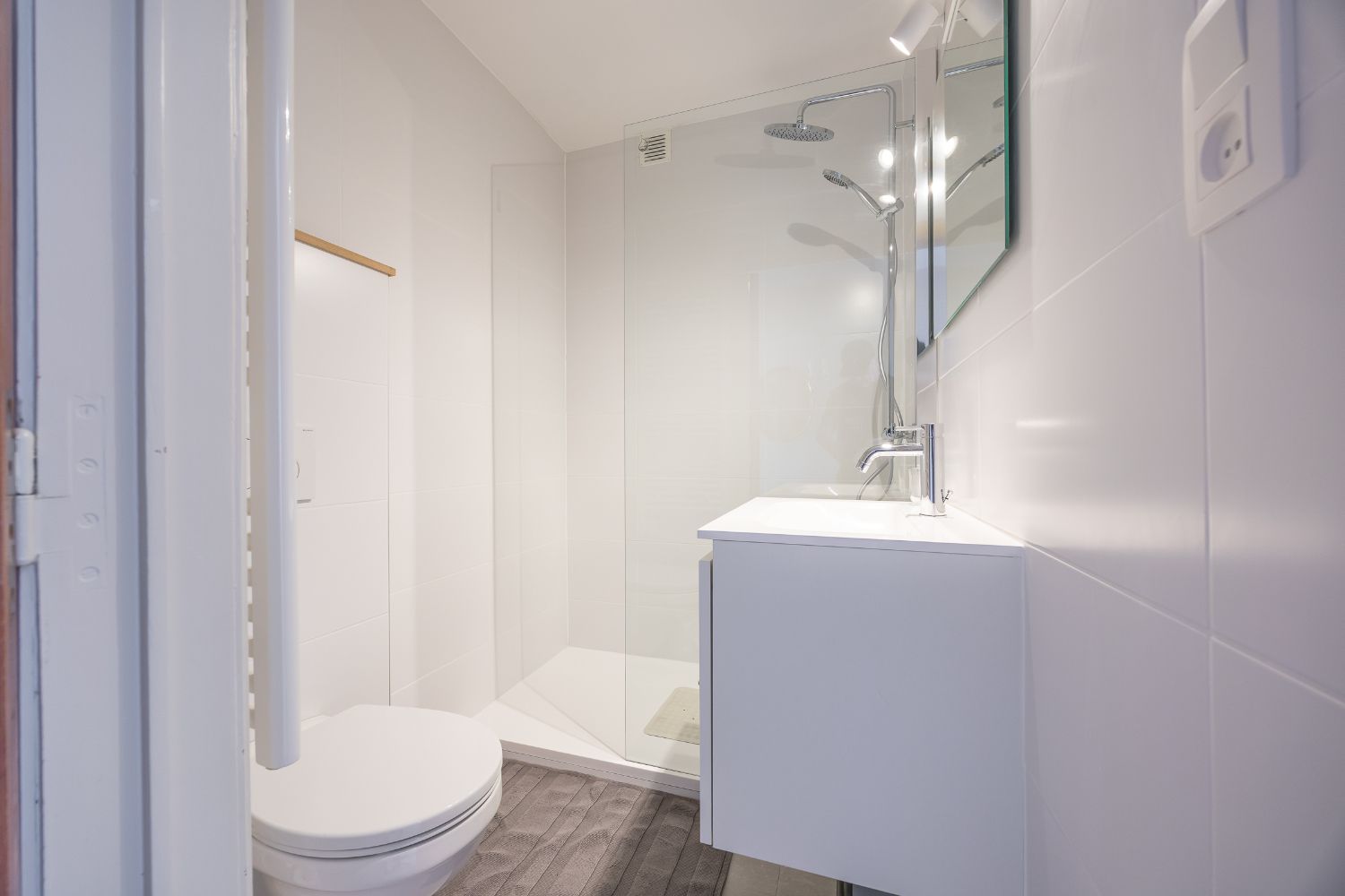 Instapklaar appartement met frontaal zeezicht te koop in Middelkerke foto 8