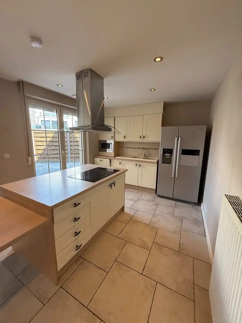 Prachtig, instapklaar energiezuinig appartement met 3 slaapkamers, terras en tuin te Bocholt. foto 15