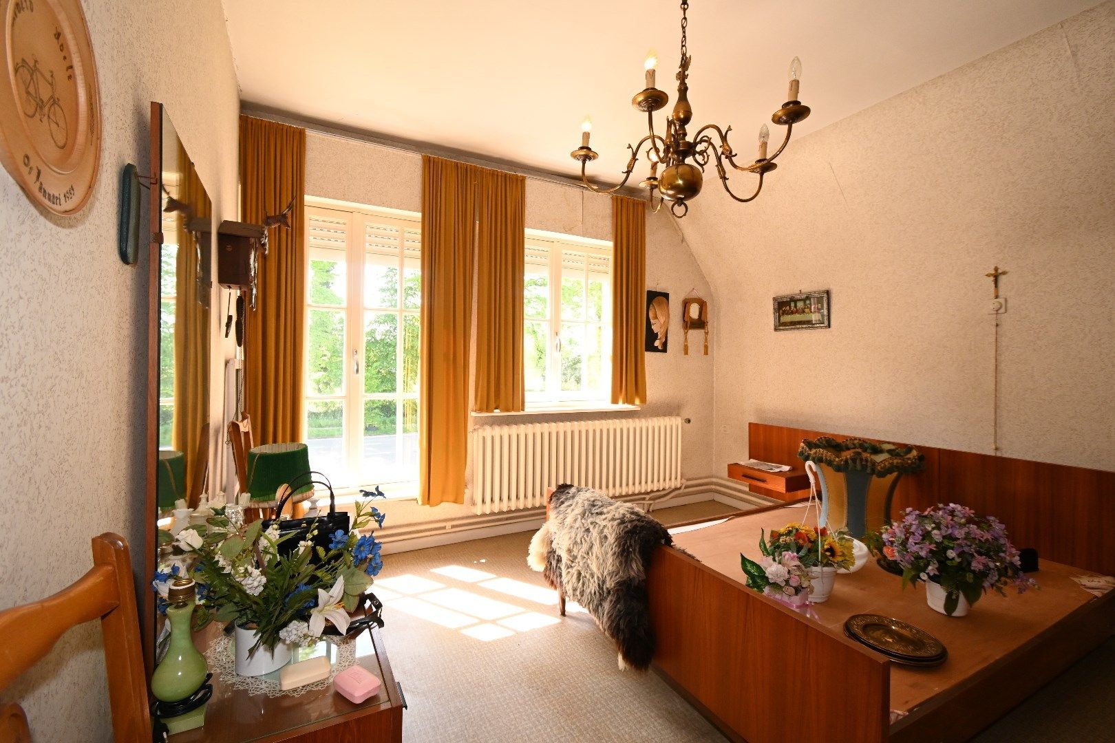 Alleenstaande woning met garage en tuin  foto 20