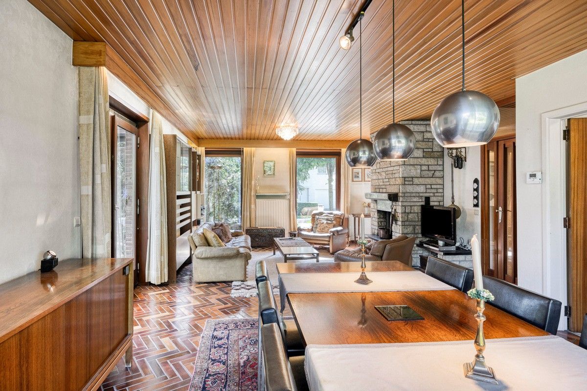 Eigentijdse villa met grote zonnige tuin in het groen van Sint-Denijs-Westrem foto 7