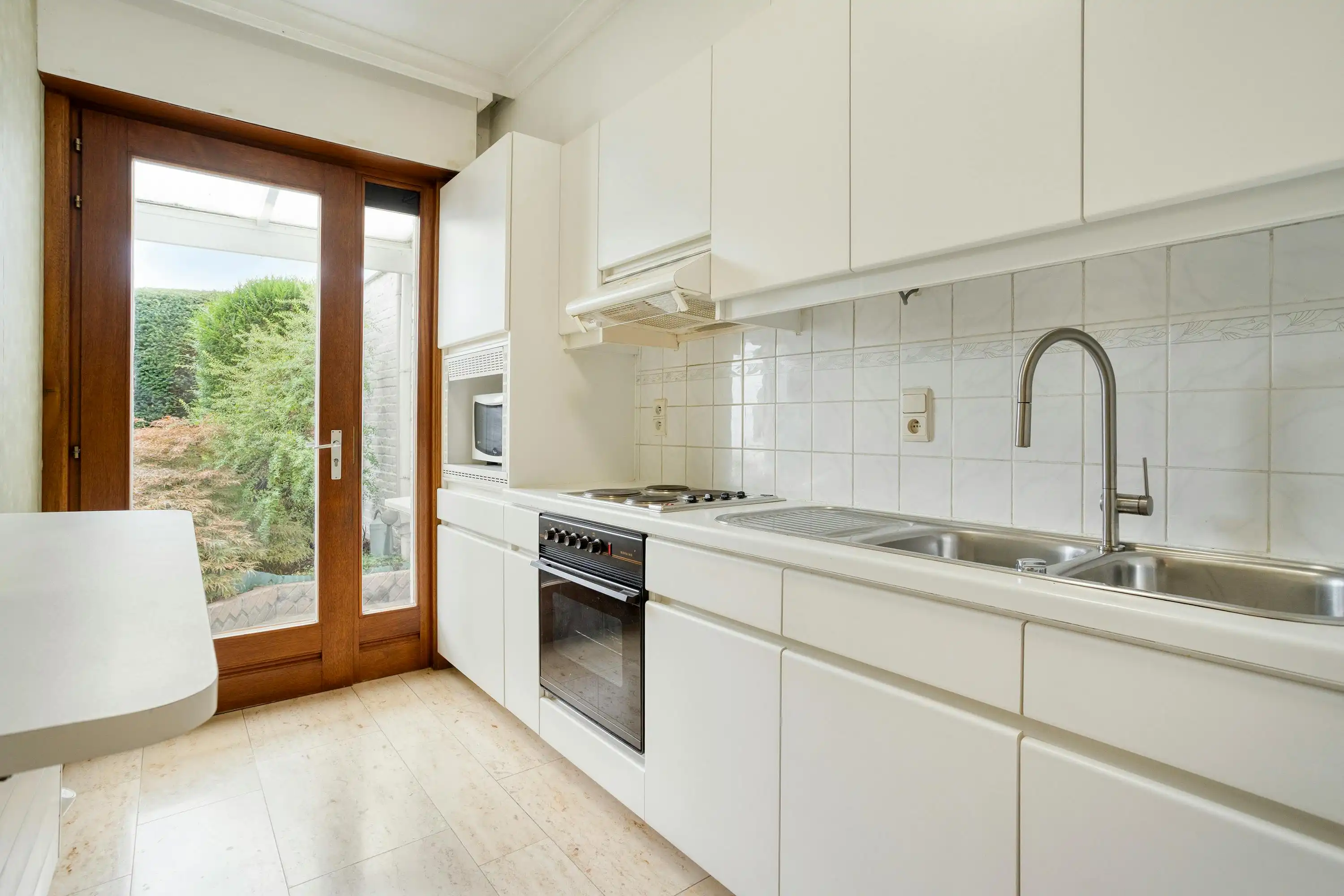 Ruime woning in Ieper met stadstuin en inpandige garage  foto 13