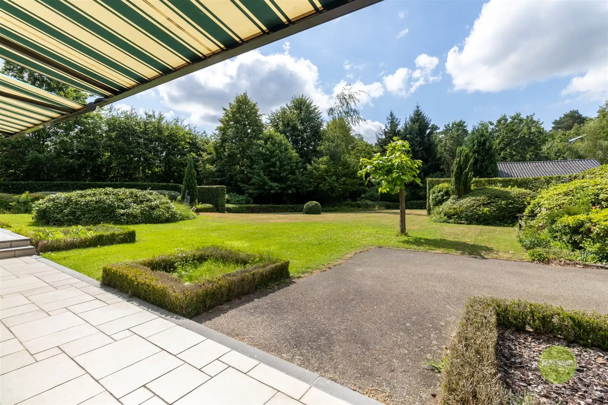 Rustig gelegen woning op een perceel van ruim 2.275 m2 foto 34