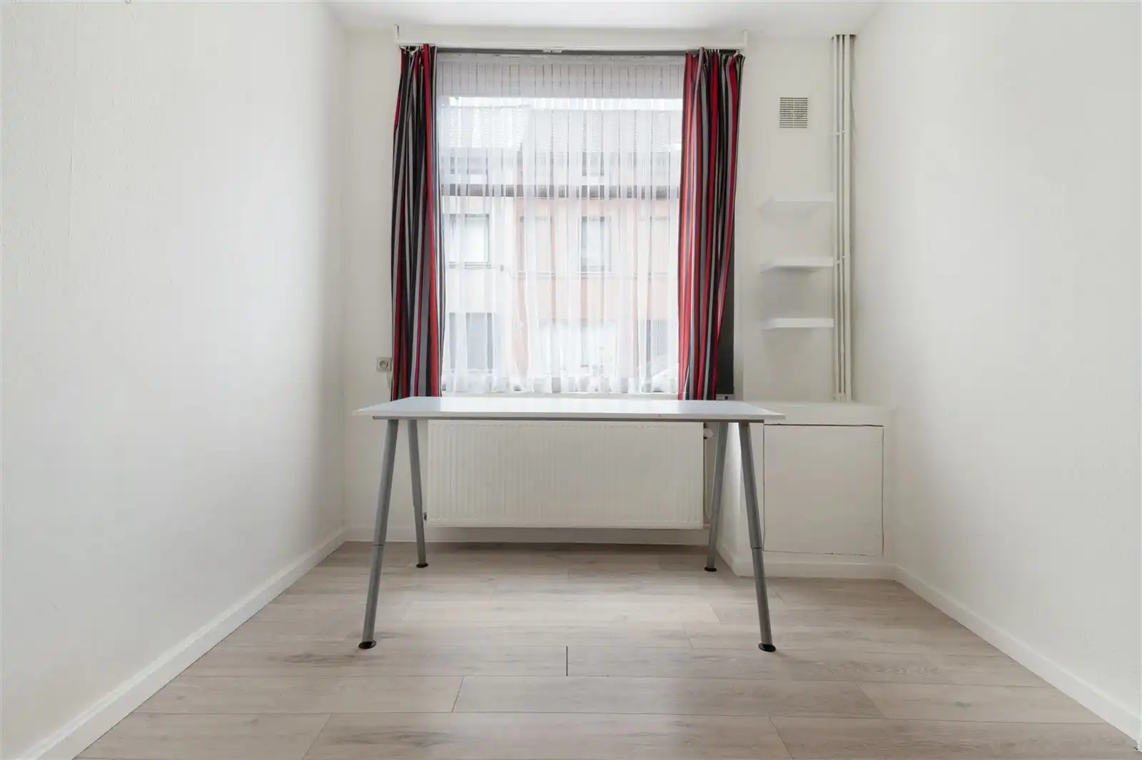 Vergunde studentenhuisvesting met conformiteitsattest (10j) foto 4