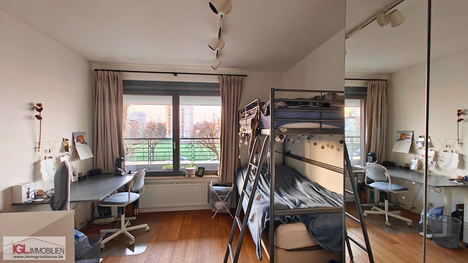 Appartement met 2 kamers, terras en garage te huur foto 8