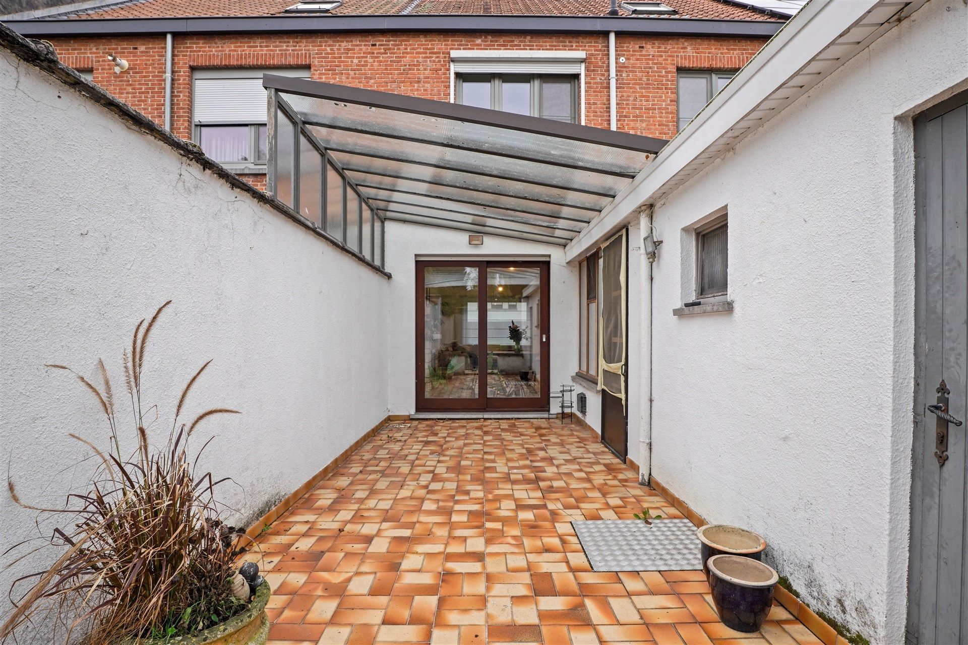 Rijwoning nabij centrum Stekene foto 23